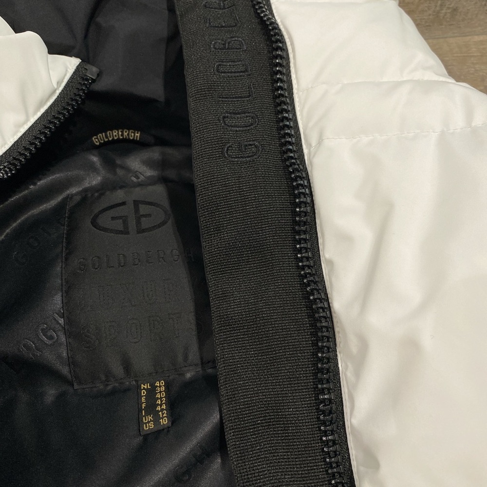 Goldbergh Mae belted hooded quilted down vest in white - Picture 6 of 9